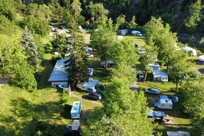 Camping Geschina  - Luftaufnahme des Campingplatzes