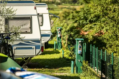 Camping Grumèl - Campingstellplätze mit Wasseranschluss