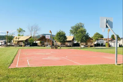 Camping Holiday Marina - Sportplatz auf dem Campingplatz