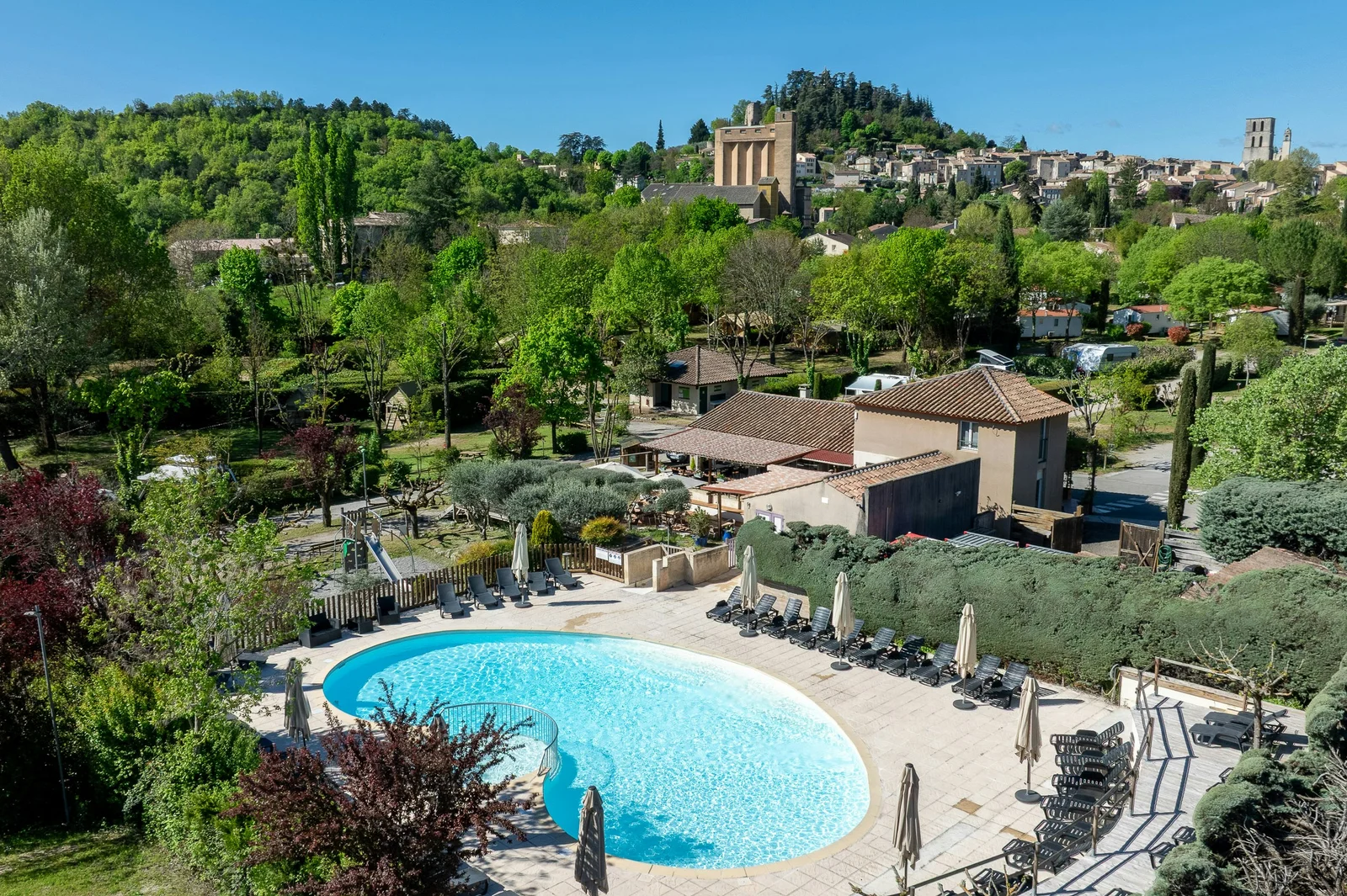 Camping Les Routes De Provence
