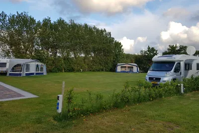 Camping Koegras - Wohnmobil- und  Wohnwagenstellplätze im Grünen