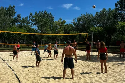 Camping L'Air Marin  Camping L' Air Marin - Beachvolleyballfeld auf dem Campingplatz