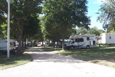 Camping La Cigale De L'allier - Bild 4