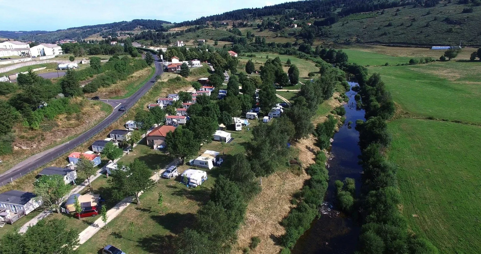 Camping La Cigale De L'allier