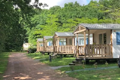 Camping La Fôret - Mobilheime im Grünen auf dem Campingplatz