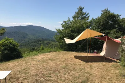 Camping La Futa - Zeltplatz im Grünen mit Ausblick auf die Berge