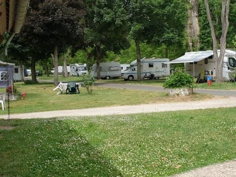 Camping L'isle Aux Moulins