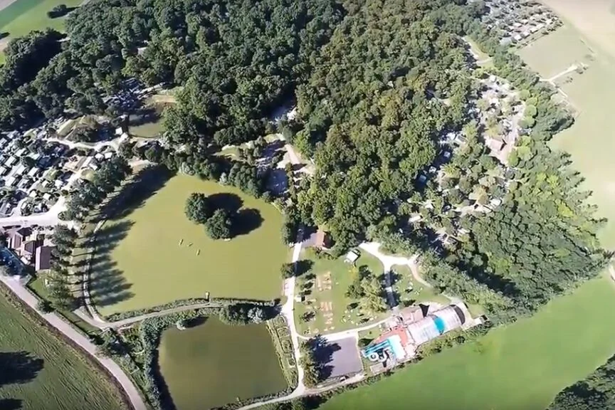 Camping Le Bois De Reveuge