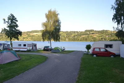 Camping Le Calatrin  -  Wohnwagen- und Zeltstellplatz am Lac de Paladru