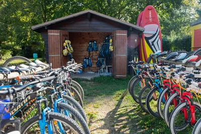 Yelloh! Village Le Fayolan - Fahrradverleih auf dem Campingplatz