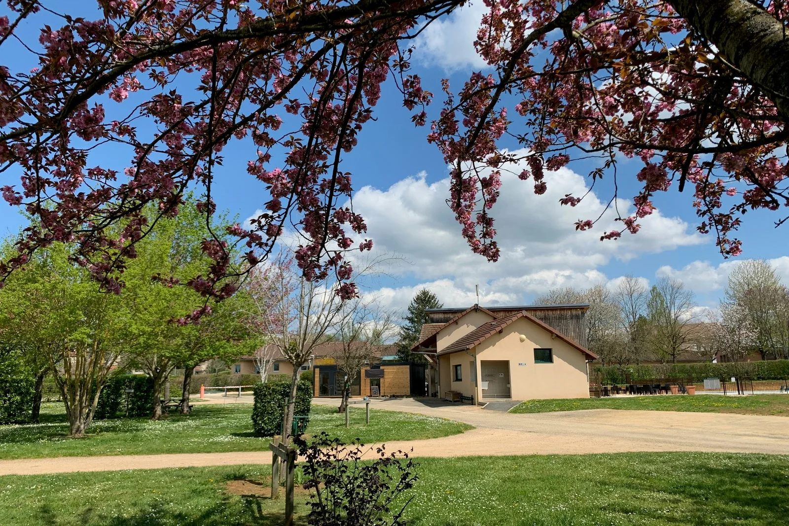 Camping Le Hameau Des Champs