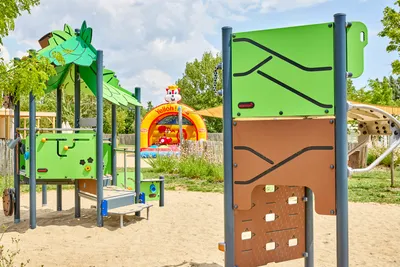 Yelloh! Village Le Jard  Camping Le Jard  - Kinderspielplatz auf dem Campingplatz