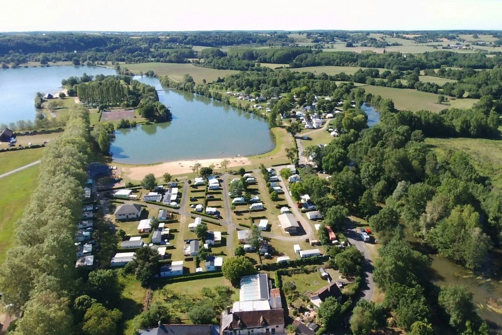 Camping Le Lac Des Varennes