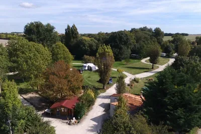 Camping Le Lys Blanc