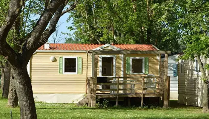 Camping Le Peyrolais
