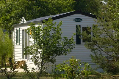 Camping Le Pontet  -  Mobilheim vom Campingplatz im Grünen