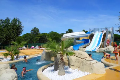 Camping Le Sainte Marie - Wasserpark mit Rutschen