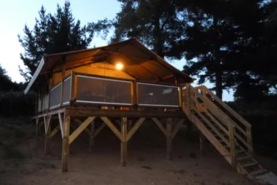 Camping Ty Nadan  Camping Iris Parc Le Ty Nadan - Glamping-Unterkunft mit Terrasse