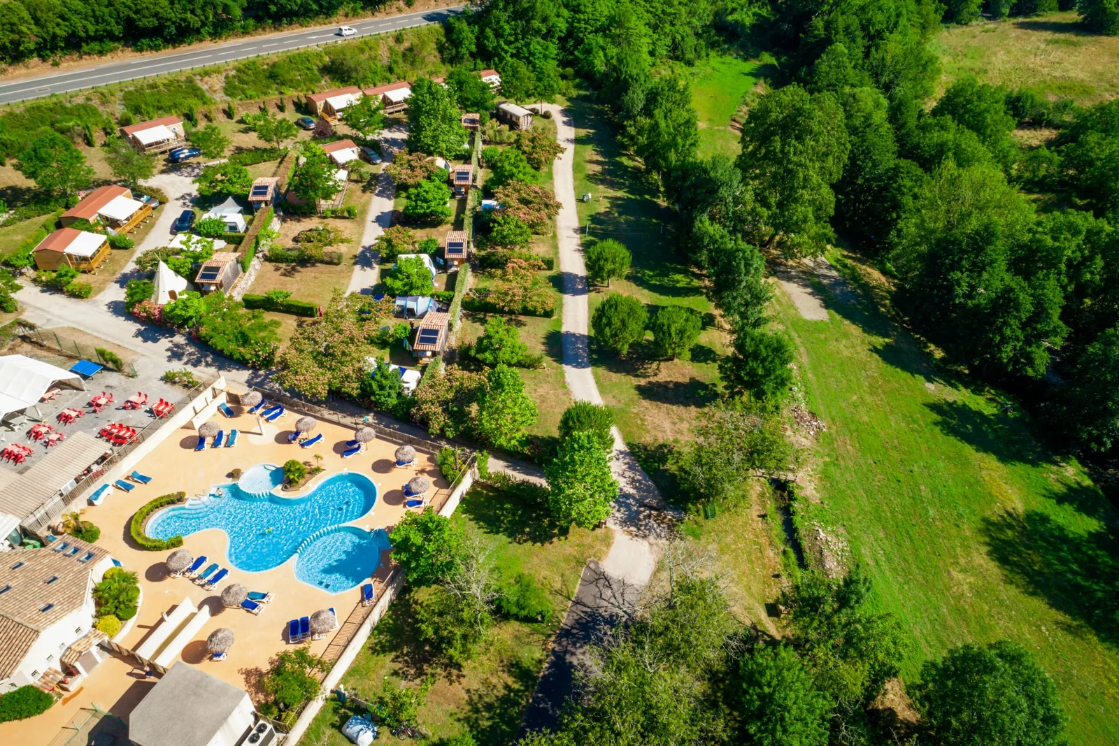 Camping Les Cerisiers Du Jaur