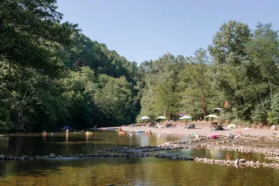 Camping Les Drouilhèdes - Bild 2