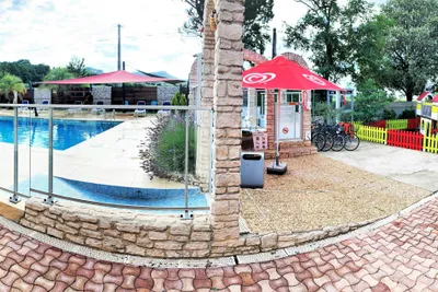 Camping Les Genêts d'Or - Panoramaansicht des Campingplatzes