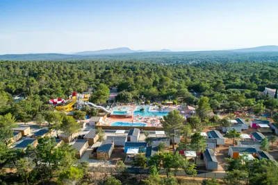Homair Camping Les Lacs du Verdon - Campingplatz aus der Vogelperspektive-- 