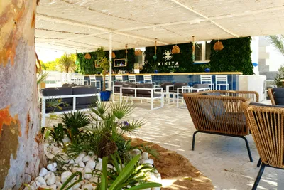 Camping Mar Menor - Entspannungsbereich mit schattigen Sesseln