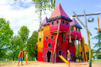 Camping du Centre de Loisirs - Kinderspielplatz auf dem Campingplatz