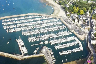 Camping Mon Calme - Hafen von Stadt Piriac sur Mer am Atlantik aus der Vogelperspektive in der Nähe vom Campingplatz