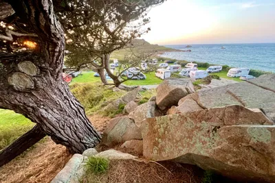 Camping Municipal de la Mer - Blick auf den Campingplatz am Meer