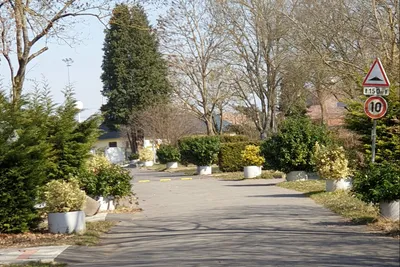 Camping Municipal de l'Ill  Camping Municipal de l' Ill - Einfahrt des Campingplatzes