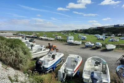 Onlycamp d'Onival  Camping d'Onival - Bootsstandplätze auf dem Campingplatz