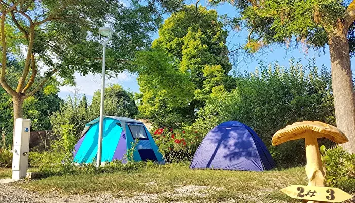Camping Municipal Porte des Alpilles