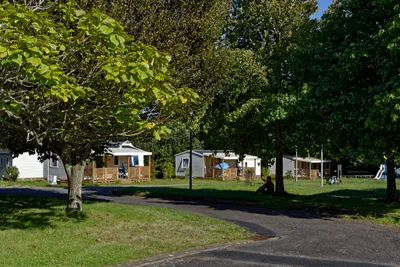 Camping Poulmic  - Mobilheime auf dem Campingplatz