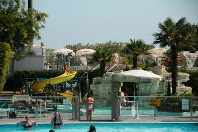 Camping Riccione - Poolanlage des Campingplatzes 