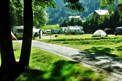 Camping Rocchetta  -  Stellplatz vom Campingplatz im Grünen