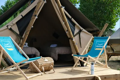 Camping SEASONOVA Saint-Michel  Camping Saint-Michel - Glamping-Zelt auf dem Campingplatz