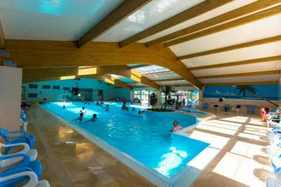 Camping Les Sables de Cordouan  - Hallenbad auf dem Campingplatz