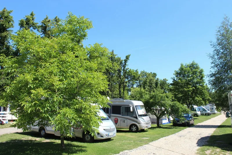 Camping Sokol Praha in Praha, Tschechien  Camping buchen | campingportal.eu