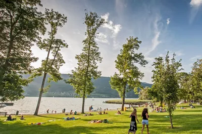 Camping Sutz  - Camper am See vom Campingplatz