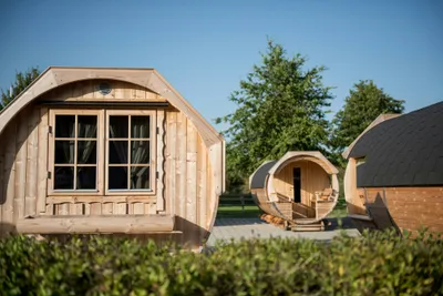 Camping Sutz  -  Mobilheime vom Campingplatz