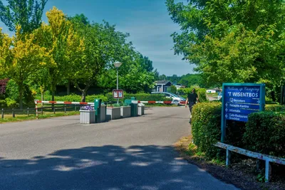 Camping en Horecacentrum 't Wisentbos - Eingang des Campingplatz