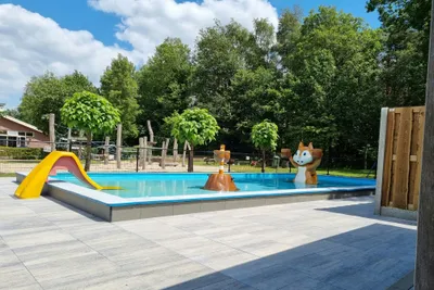 Camping Tamaring - Kinderpool und Spielplatz auf dem Campingplatz