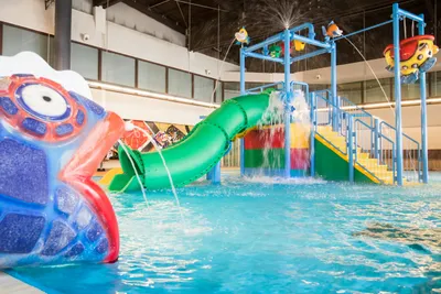 Camping Terme Tuhelj - Hallenbad mit Kinderspielen auf dem Campingplatz