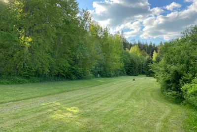 Camping Thüringer Wald - Standplatzwiese auf dem Campingplatz