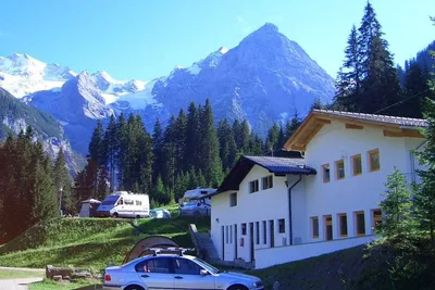 Camping Trafoi  - Hauptgebäude vom Campingplatz in den Alpen