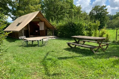 Camping La Saline - Glamping-Unterkunft auf dem Campingplatz