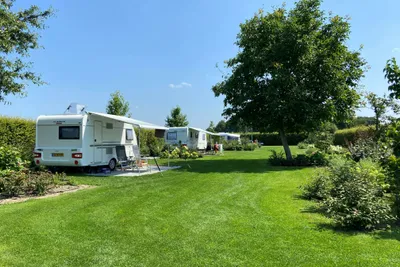 Camping van Kempenhof - Wohnmobil- und Wohnwagenstandplätze auf der Wiese
