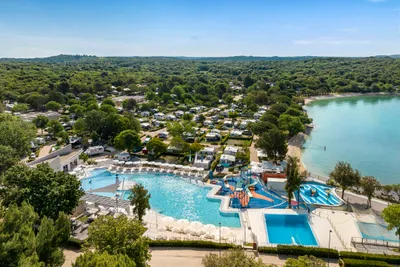 Camping Veštar  - Luftaufnahme des Campingplatzes