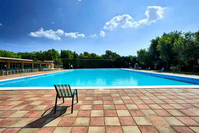 Camping Vell Emporda - Pool und Poolbar vom Campingplatz 